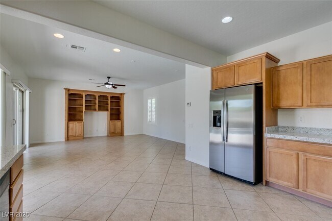 Building Photo - 11933 Orense Dr