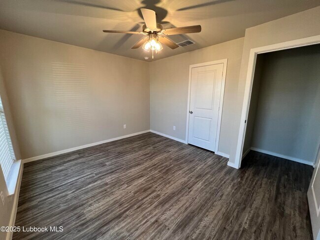 Building Photo - 2137 Kirksey Ave
