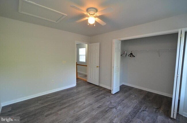 Building Photo - 1161 Gwynne Ave