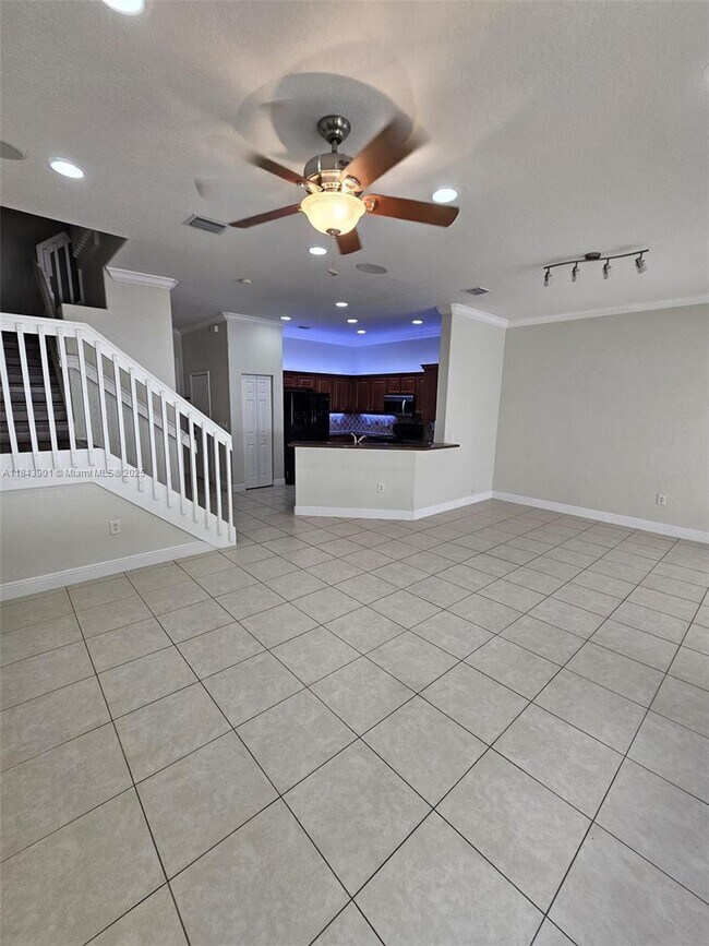 Building Photo - 4242 SW 124th Way