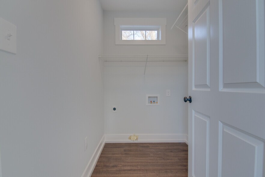 Building Photo - 515 flint st