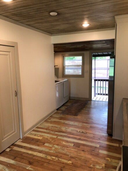 Building Photo - 7628 Sevierville Pike