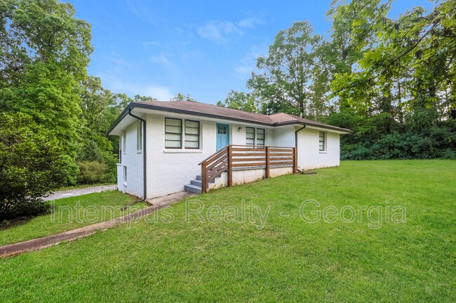 Building Photo - 3543 Bouldercrest Rd