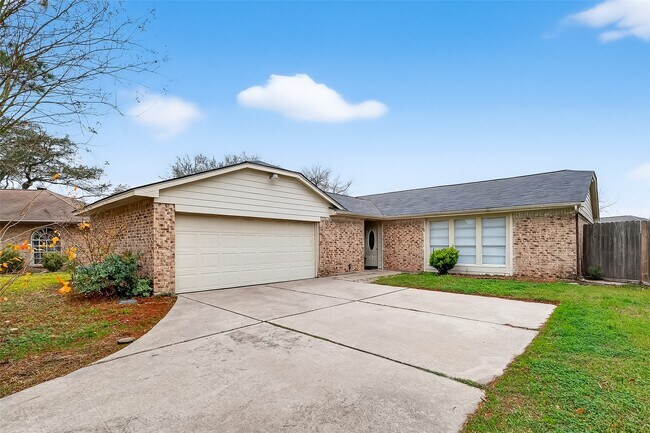 Building Photo - 17010 Bentana Ct