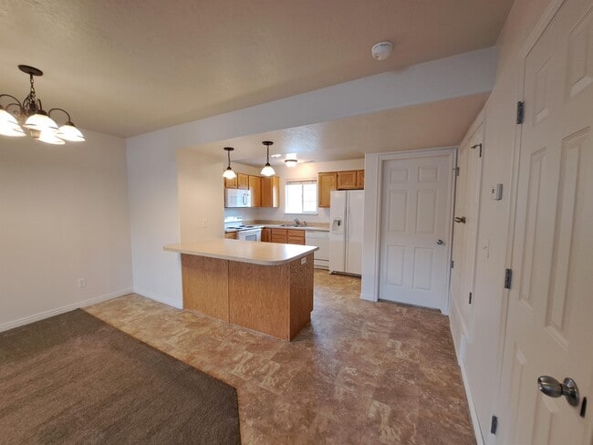 Building Photo - 1808 W 1120 S