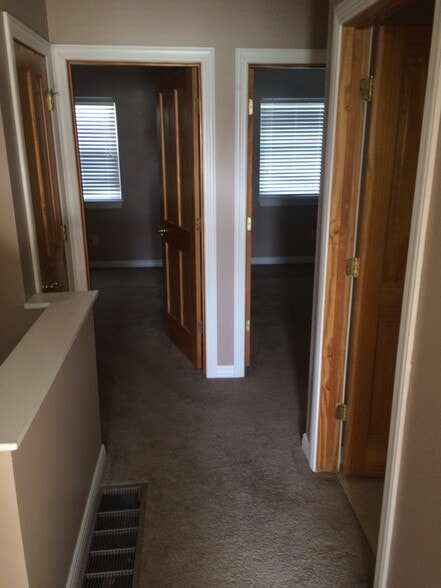 Building Photo - 1001 Marcus Ct