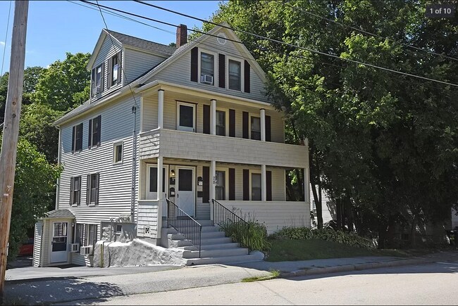 Building Photo - 28 Harris St