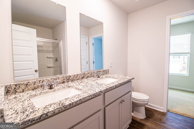 Building Photo - 495 Coconut Dr