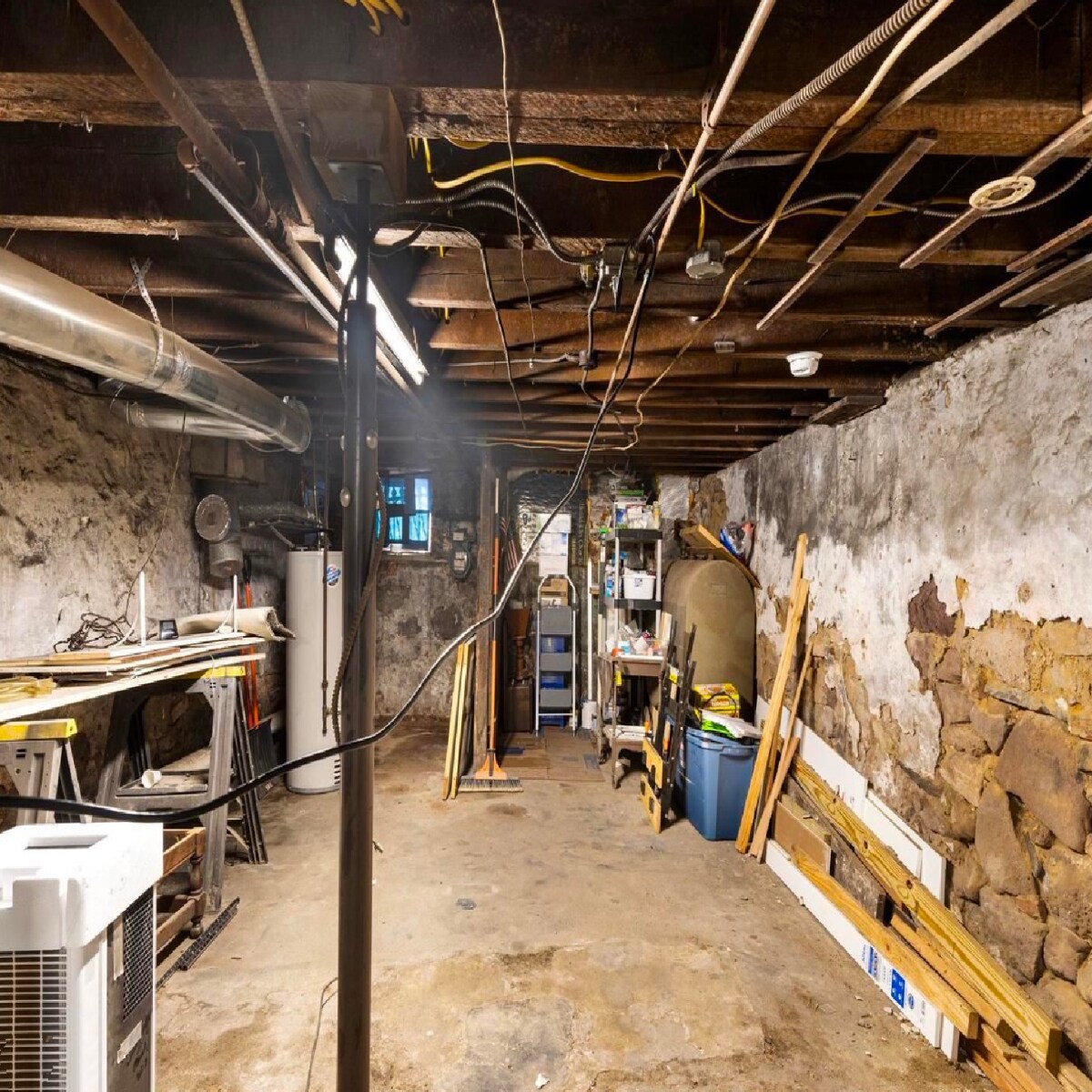 Building Photo - 539 Fernon St
