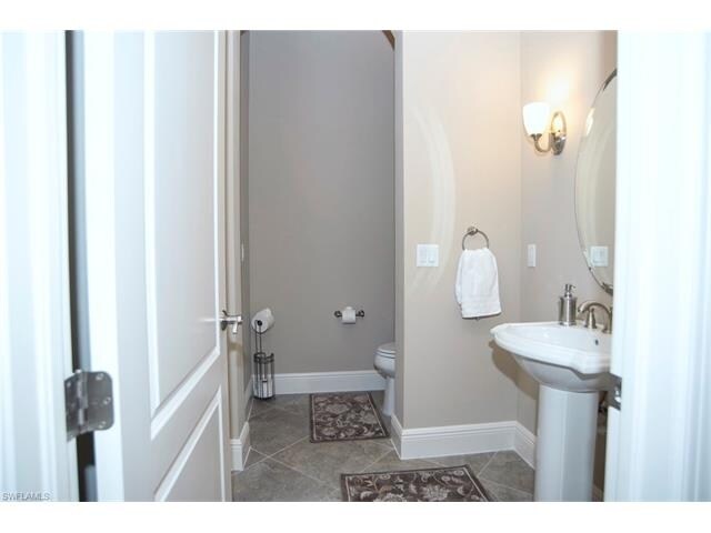 Building Photo - 9325 Vercelli Ct