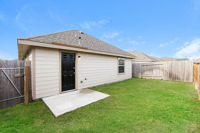 Building Photo - 22395 Dominguez Dr