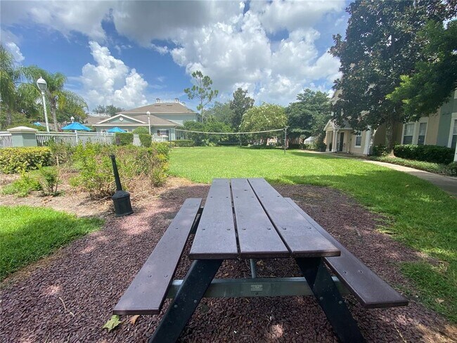 Building Photo - 12843 Madison Pointe Cir