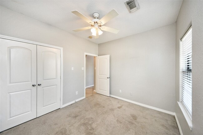 Building Photo - 11004 San Jacinto Dr