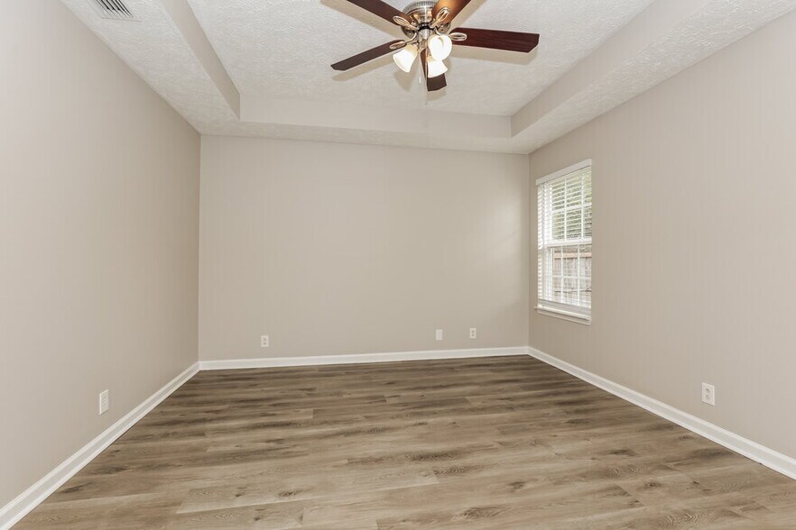 Building Photo - 1295 Tiree Dr