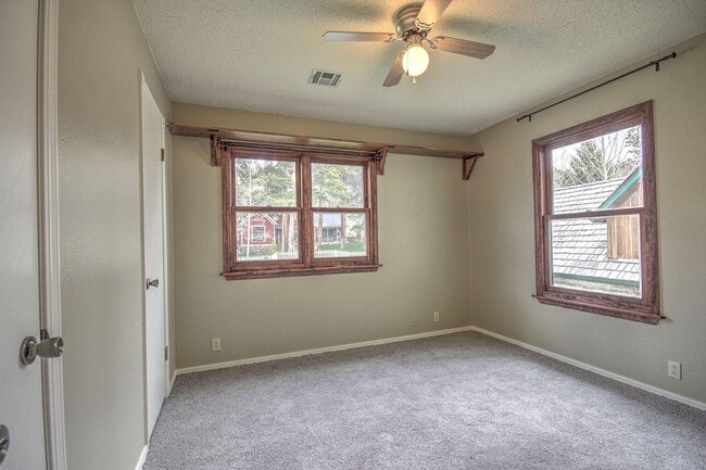 Building Photo - Breck Downtown Duplex.  Best location in all of Breck.  3 Bedroom.  GEAR GARAGE.