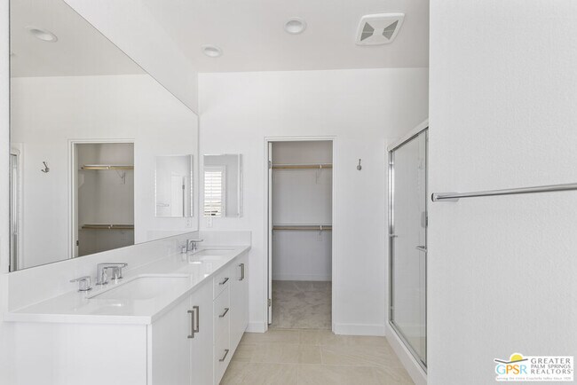 Building Photo - 35935 Hinksey St