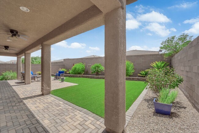 Building Photo - 279 Via San Gabriella