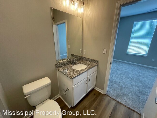 Building Photo - 3 br, 3 bath House - 222 Town Center Drive