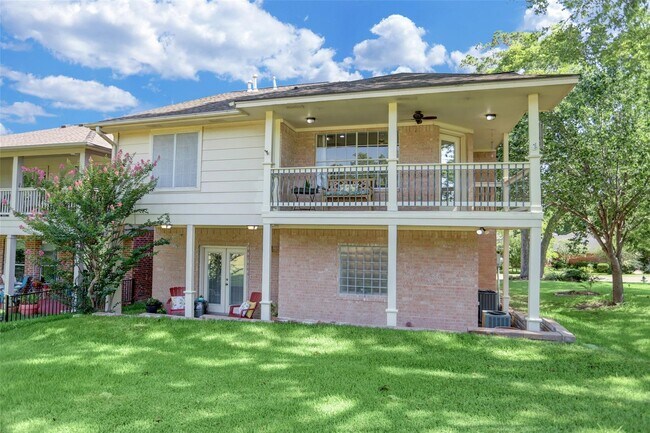 Building Photo - 112 Harbour Town Dr