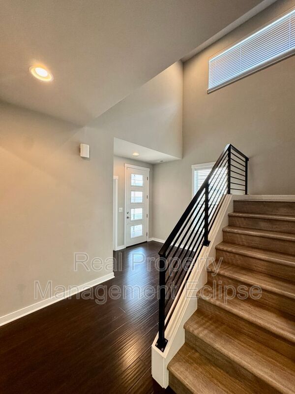 Building Photo - 19309 37th Dr SE