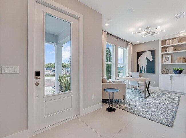 Building Photo - 923 SW Pr Ave