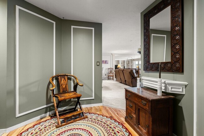 Building Photo - 1001 Marina Dr