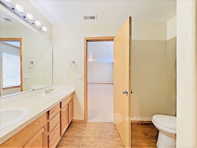 Building Photo - 8103 147th St E