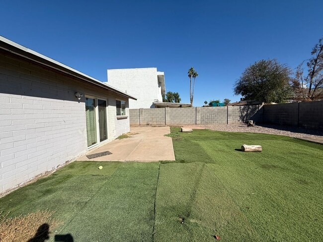 Building Photo - Knoell Mesa for rent!