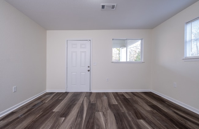 Building Photo - 1624-1626 Brown