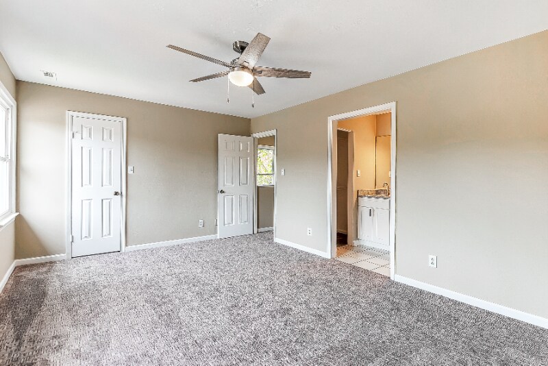 Building Photo - 5327 Kindlewood Dr