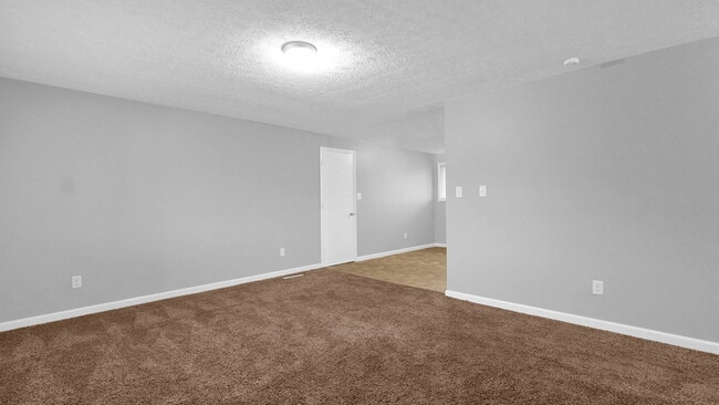 Building Photo - 1631 Lucks Rd