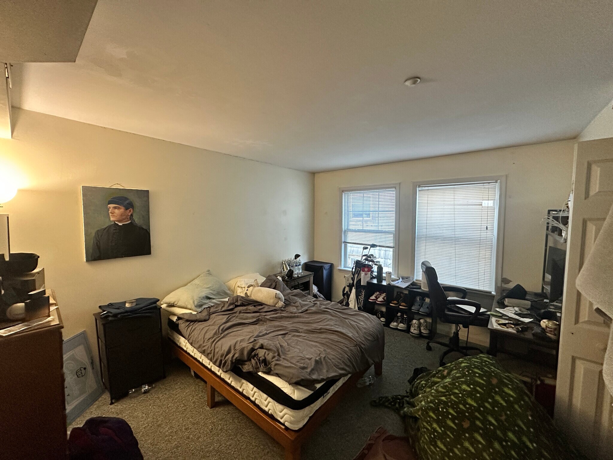 Building Photo - 64 Hillside St