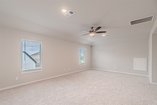 Building Photo - 21606 Wave Holw Dr