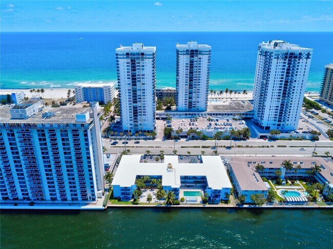 Building Photo - 2200 S Ocean Dr