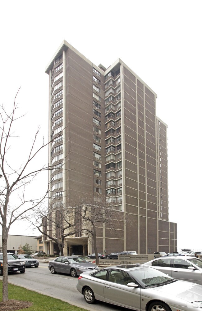 Sheridan Point Condominiums 6325 N Sheridan Rd Chicago IL 60660 Apartment Finder