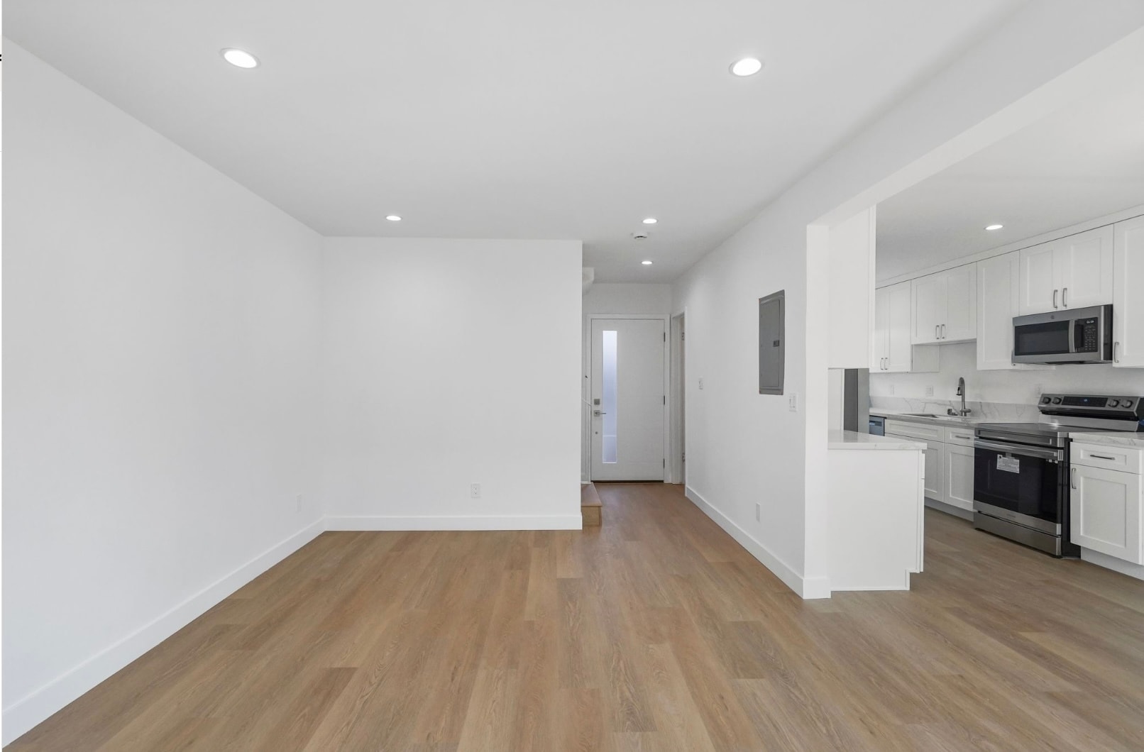 Building Photo - 2915 Hauser Blvd
