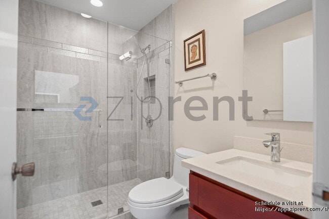 Building Photo - 2666 Kentworth Way