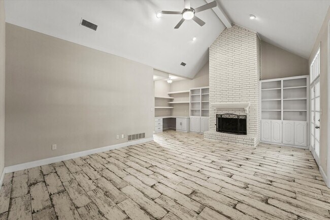 Building Photo - 4596 Adrian Way