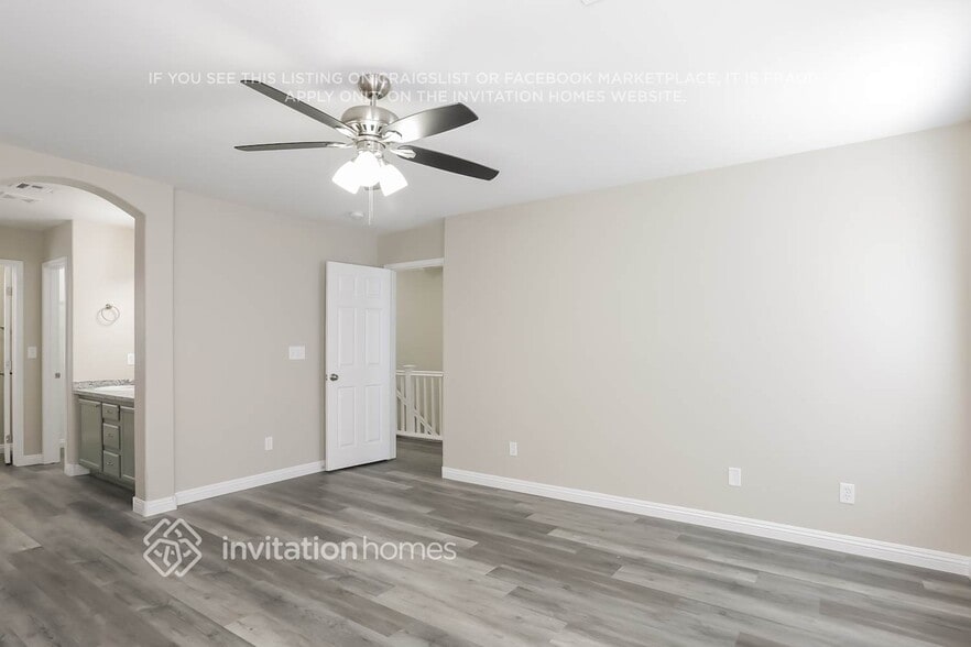 Building Photo - 5035 Midnight Oil Dr