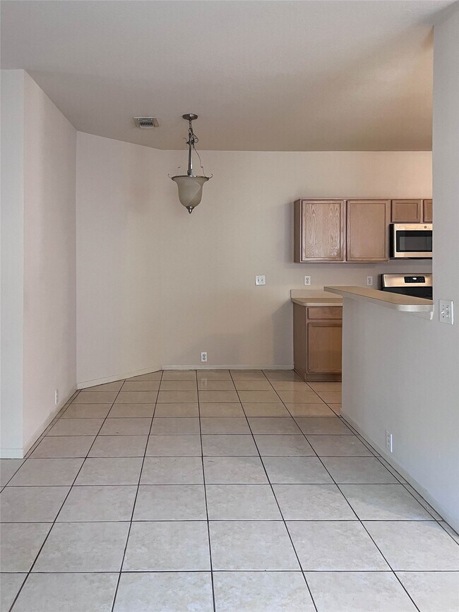 Building Photo - 659 Cypresswood Trce