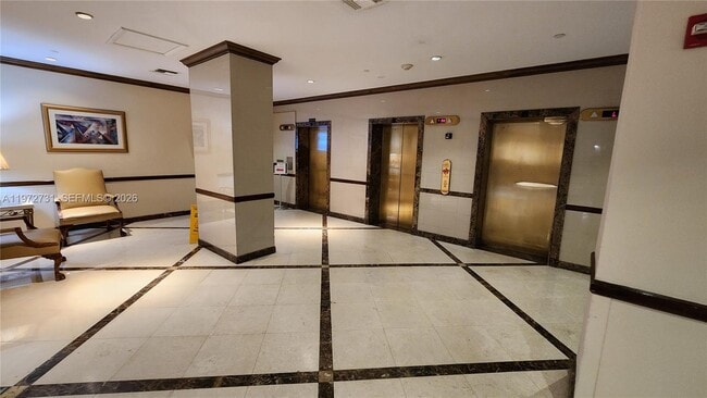 Building Photo - 18151 NE 31st Ct