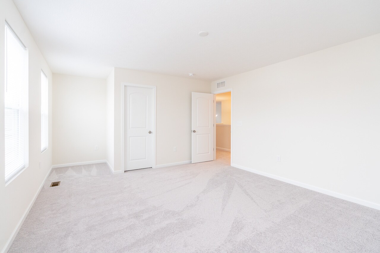 Building Photo - 205 Whitetail Trl