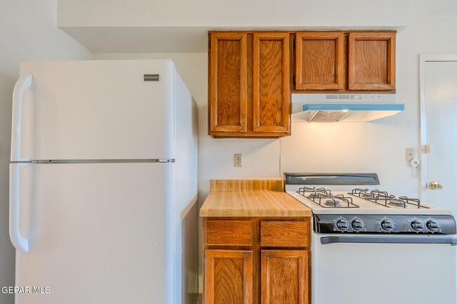 Building Photo - 10724 Onyxstone St