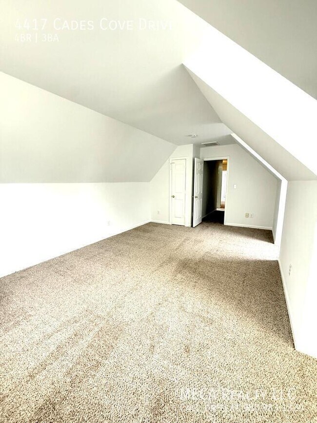 Building Photo - 4417 Cades Cove Dr
