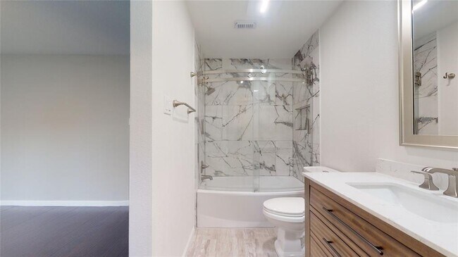 Building Photo - 14911 Wunderlich Dr