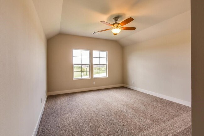 Building Photo - 76 Palmero Way