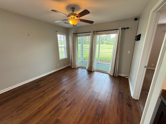 Building Photo - 653 Tupelo Ln