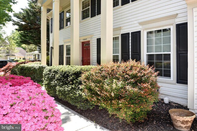 Primary Photo - 13043 Farthingale Dr