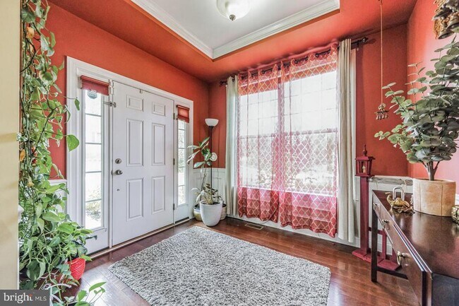 Building Photo - 105 Elton Farm Cir