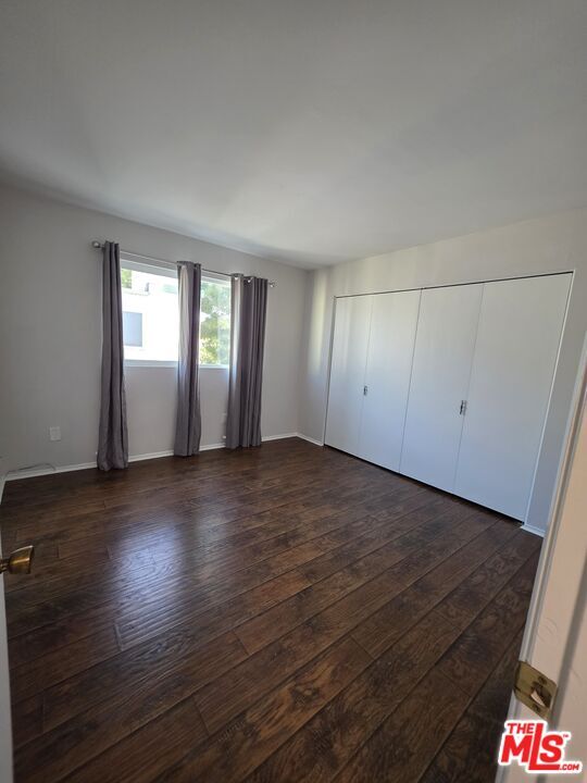 Building Photo - 4866 1/2 McConnell Ave